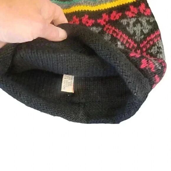 Nils Adult Unisex Black Colorful Wool Knit Beanie w Tassle & Fleece Lined - Picture 3 of 5